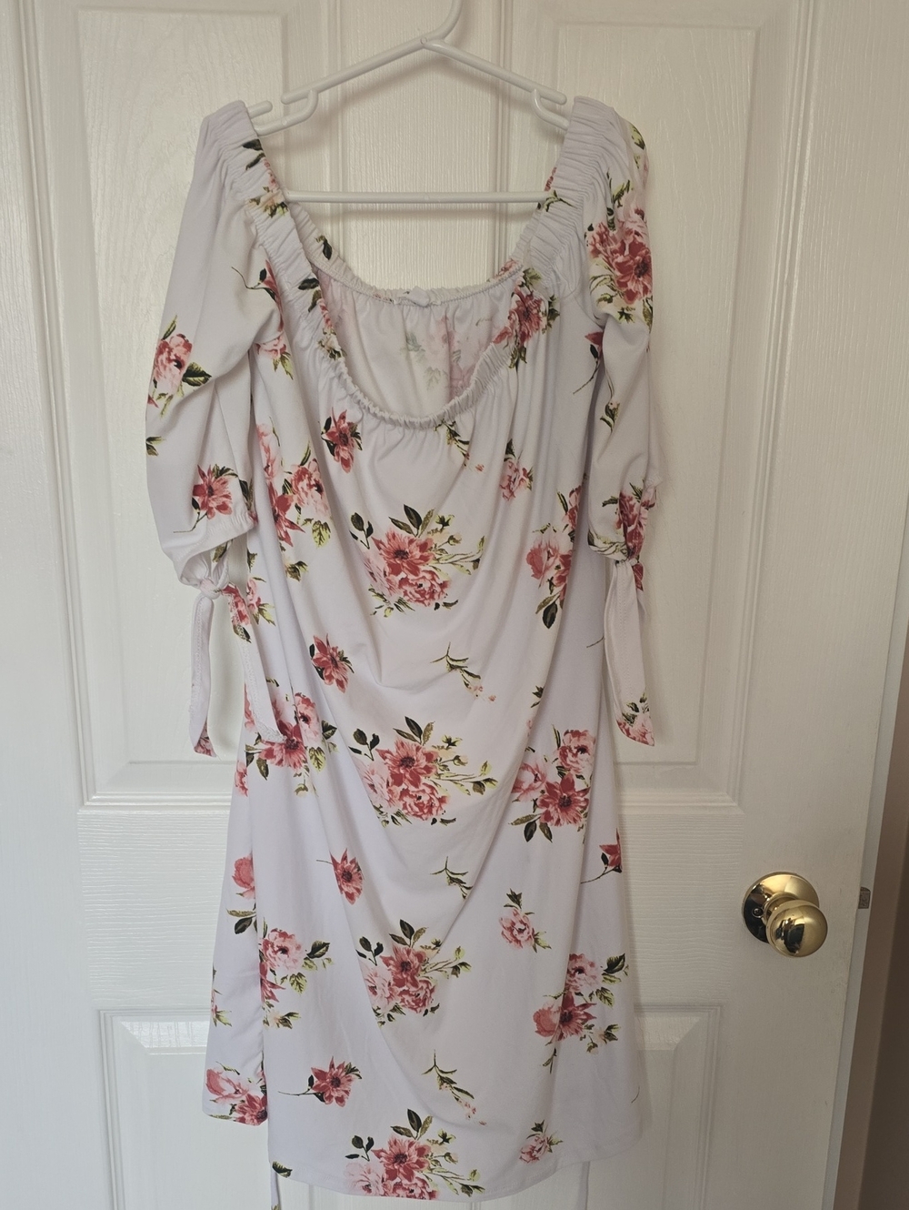 White Mini Dress with Pink Floral Print and Puff Sleeves